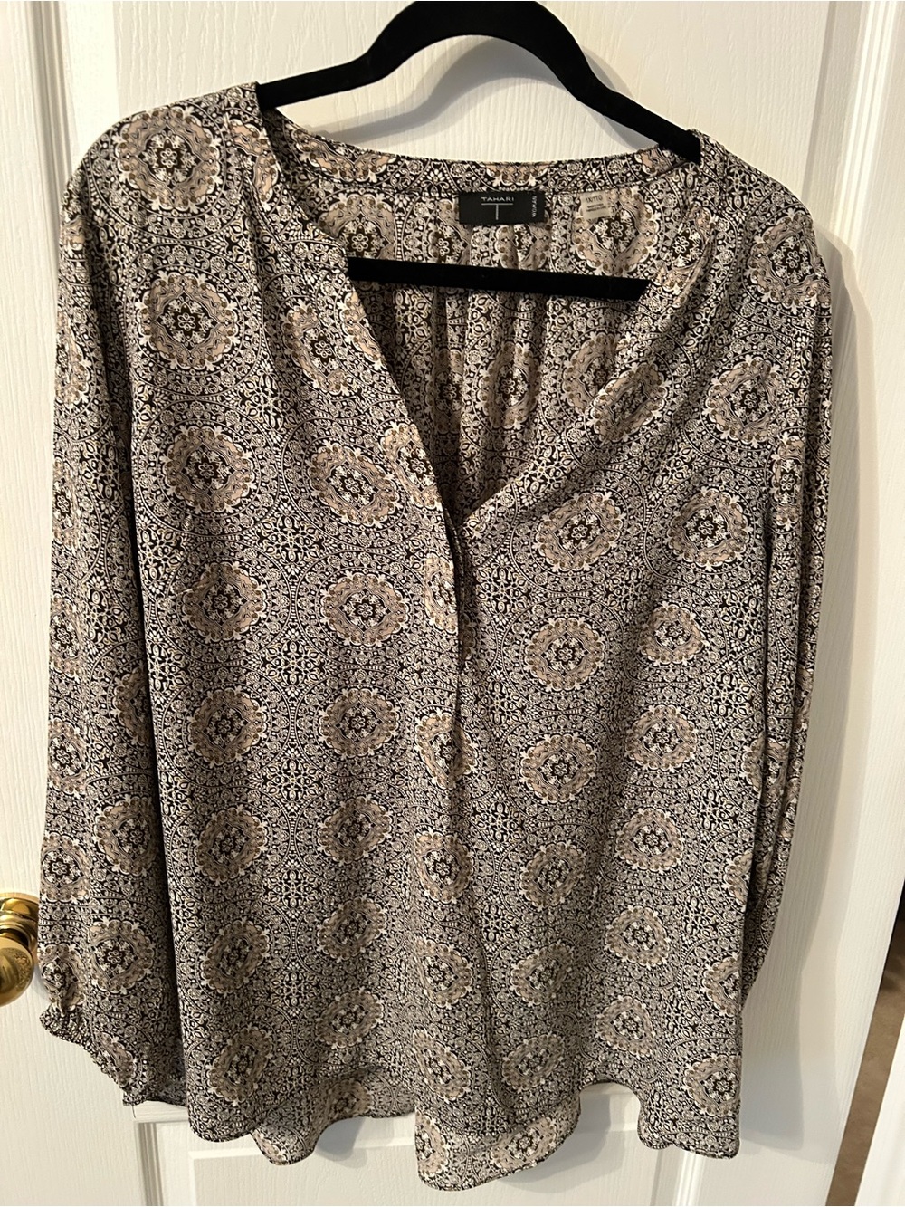 Vince Camuto olive and cream Medallion Print V-Neck Blouse